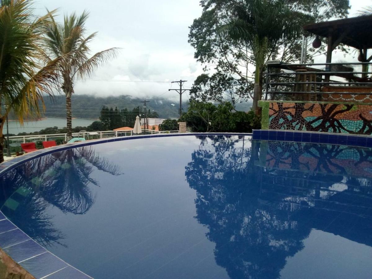 Hotel La Cuspide Calimita Екстериор снимка