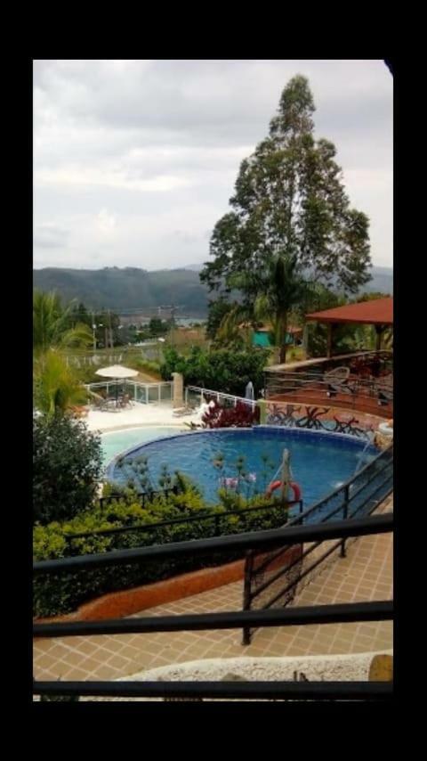 Hotel La Cuspide Calimita Екстериор снимка