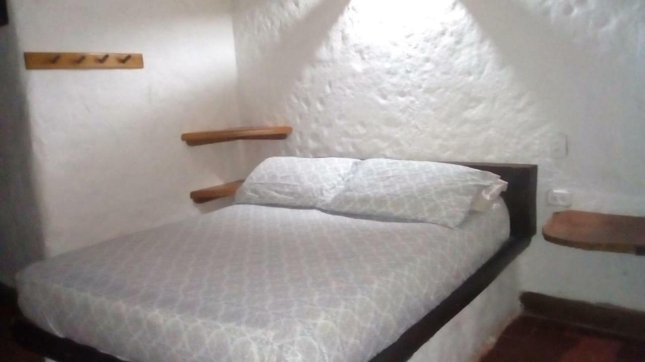 Hotel La Cuspide Calimita Екстериор снимка